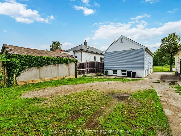 487 Burbrook Pl — Photo 28