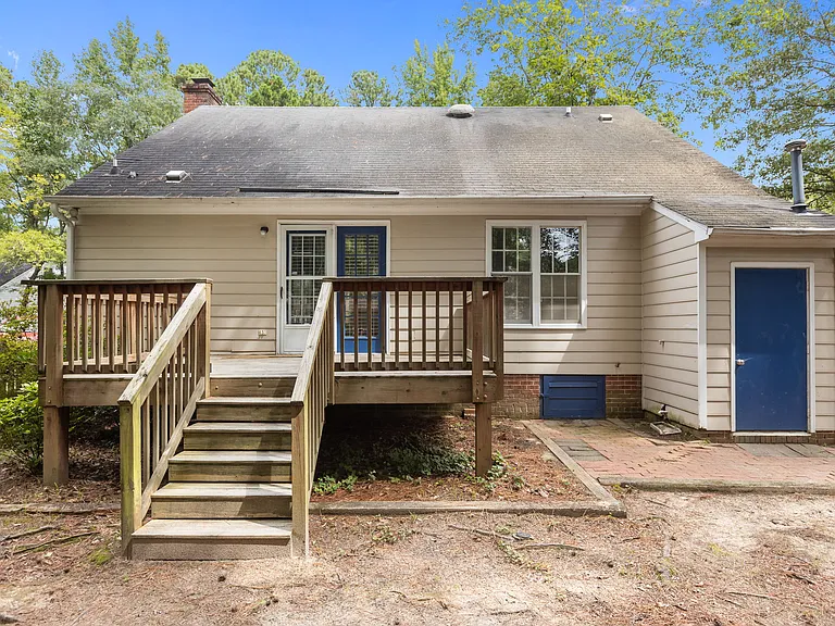 4504 Liverpool Ln — Photo 33