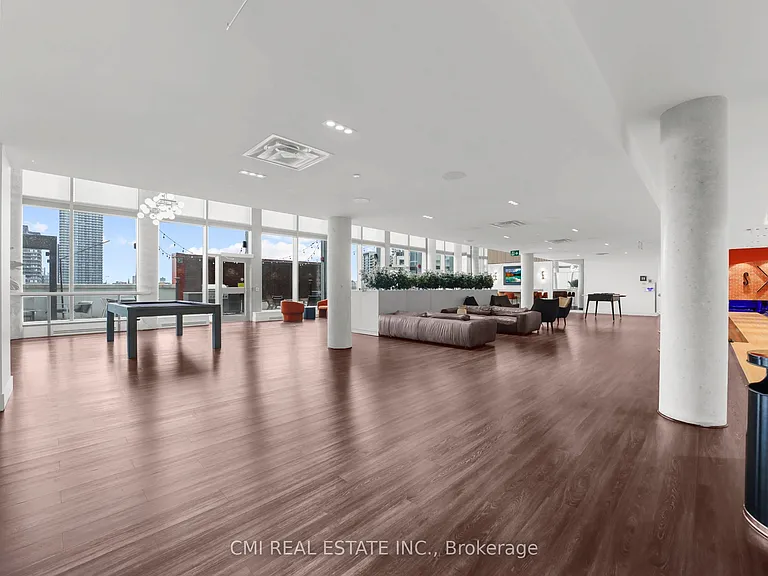 5 Wellington St S #411 — Photo 20