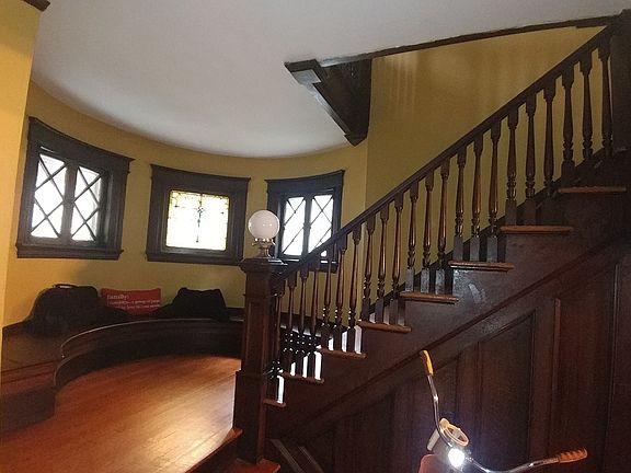3rd image of 602-604 Clifton Ave