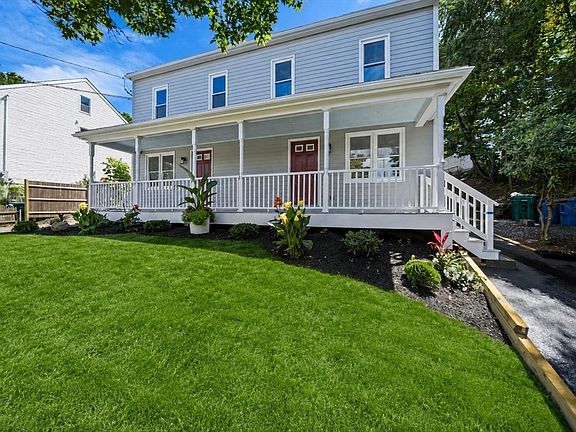 2nd image of 28 Lawn St #28