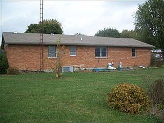 4th image of 143 Arnold St