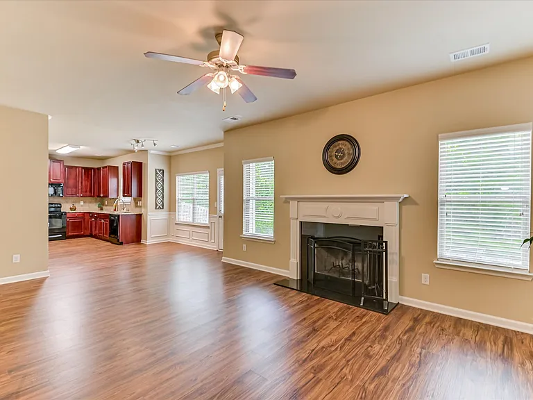 2073 Willhaven Dr — Photo 19
