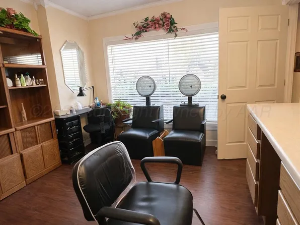 1205 SW 10th Ave, Amarillo, TX 79101