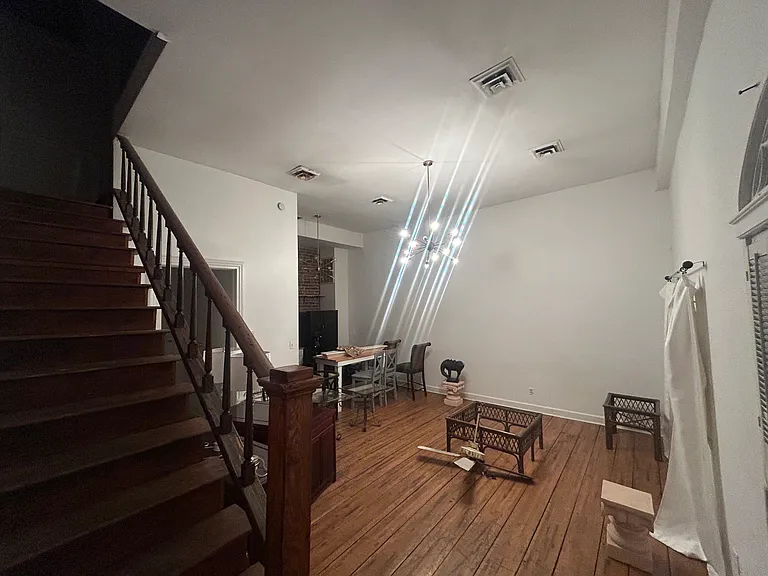 100 W Summit Hill Dr #205 — Photo 1