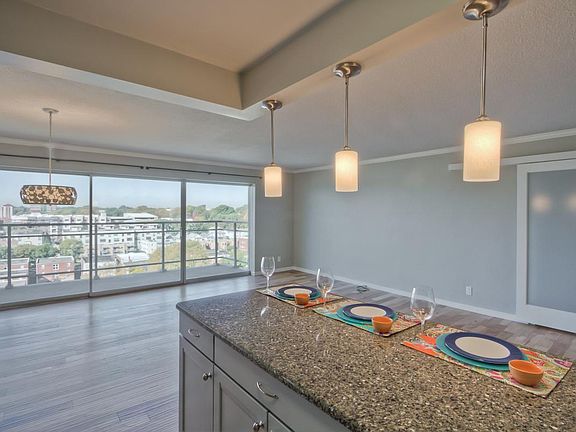 Quartz countertops