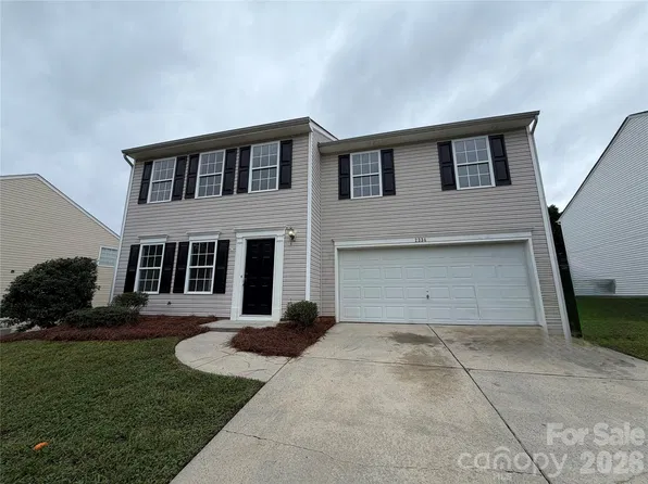 2334 Apple Glen Ln, Charlotte, NC 28269