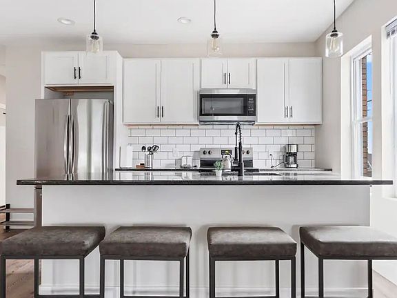 2nd image of 5902 Denison Ave #5902