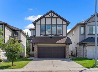 130 W Brightonwoods Grv SE, Calgary, AB T2Z0V9