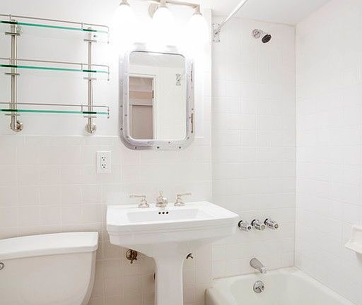 5th image of 255 W 14th St APT 3A