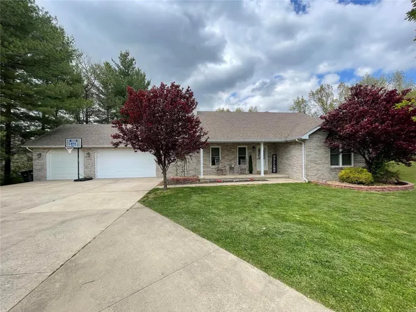 7509 Pinnacle Dr, Worden, IL 62097