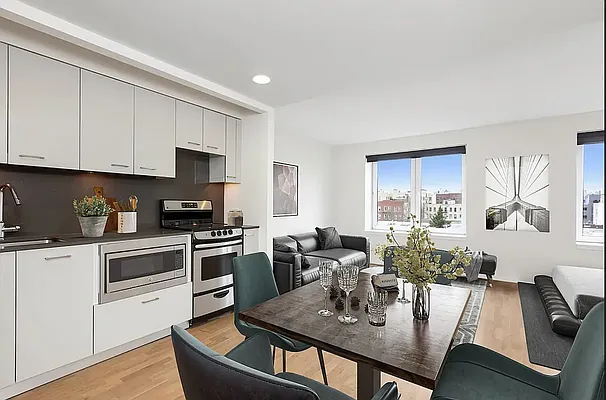 Rented by REAL New York | media 14