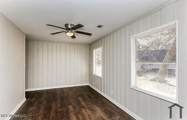 103 Chatham Cir — Photo 7
