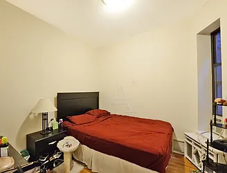 Rented by Peter Ashe