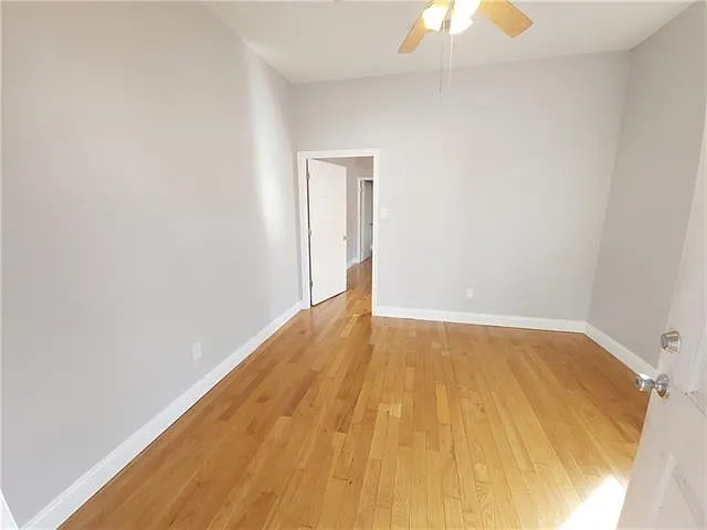 3 bed, 1.5 bath, 807 sqft, $1,650 — Photo 3