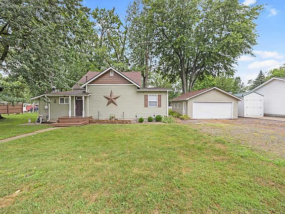 2nd image of 11273 Bayview Ln