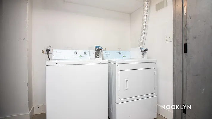 Rented by Nooklyn NYC LLC | media 41