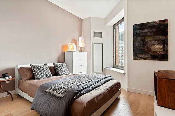 Sold by Douglas Elliman | media 6
