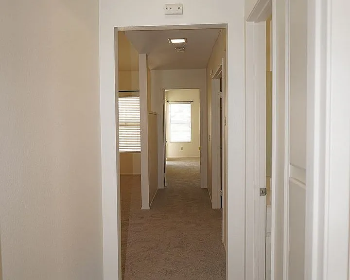 1366 Fairway Oaks Ave — Photo 12