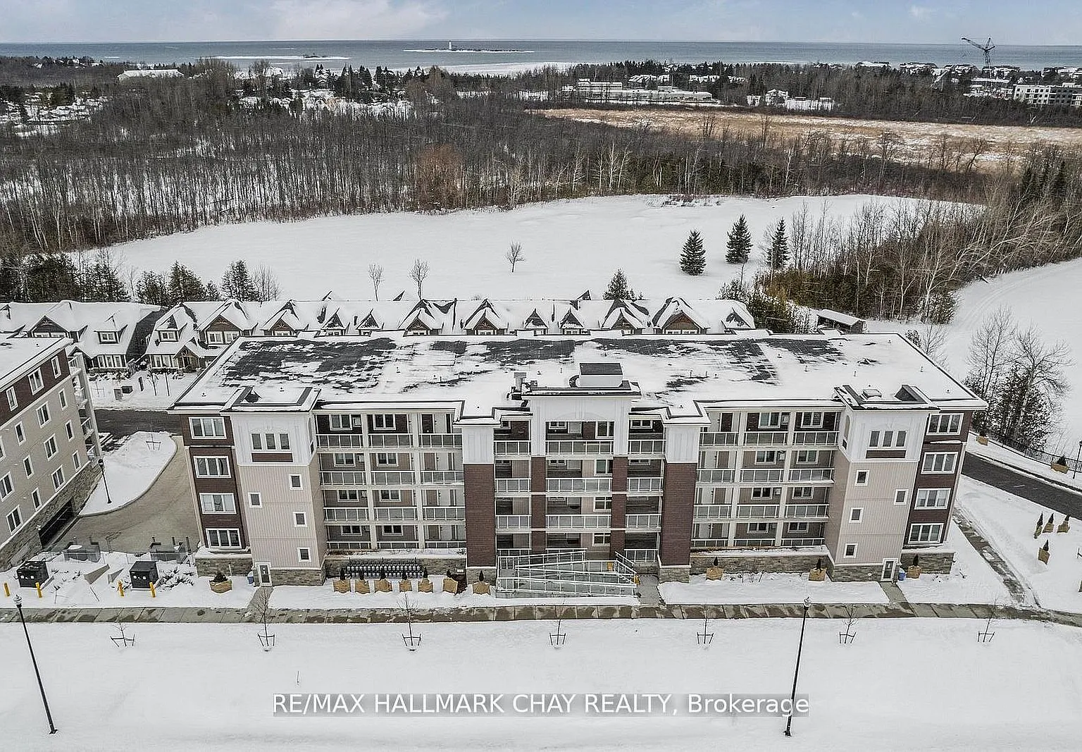 2 bed, $2,450 — Photo 1