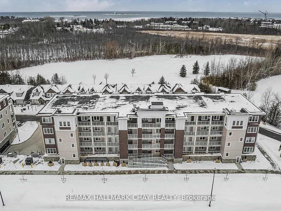 5 Spooner Cres #210