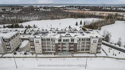 5 Spooner Cres #210 Photo 1