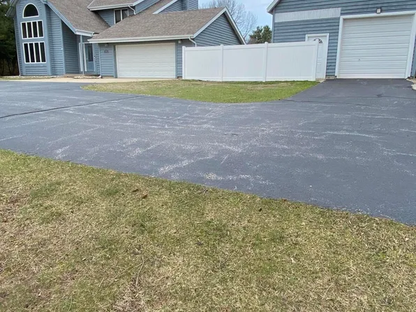 4155 Hagar Shore Rd, Coloma, MI 49038