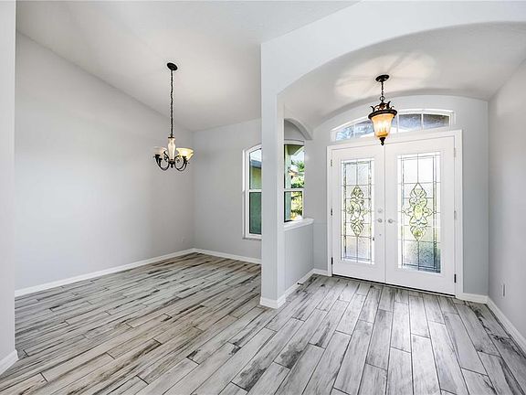 3rd image of 408 BAYSIDE LANE
