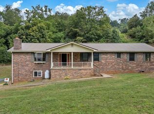 6931 Moccasin Valley Rd, Lebanon, VA 24266