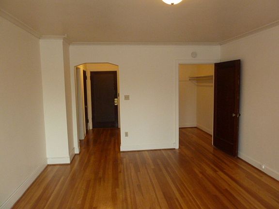 3rd image of 135 Harvard Ave E APT 301