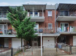 4144 63rd St, Flushing, NY 11377