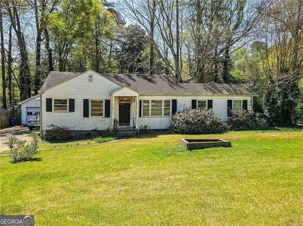 2453 Fernleaf Ln, Decatur, GA 30033