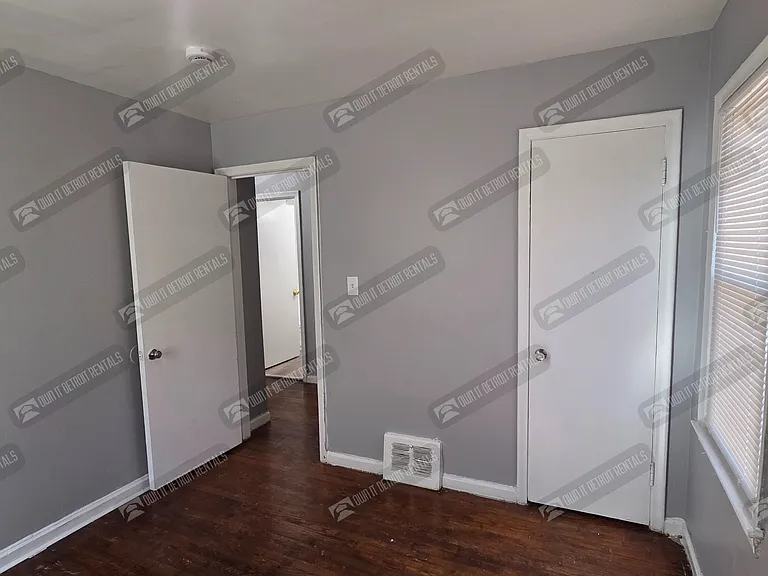 9310 Fielding St — Photo 9