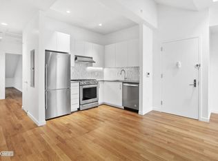 4 Saint Marks Pl FL 4, New York, NY 10003