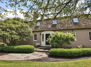 206 Sibley Rd, Honeoye Falls, NY 14472