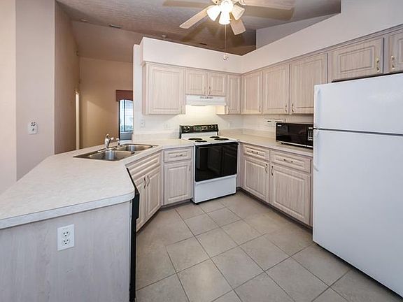 4th image of 7605 Roland Ct
