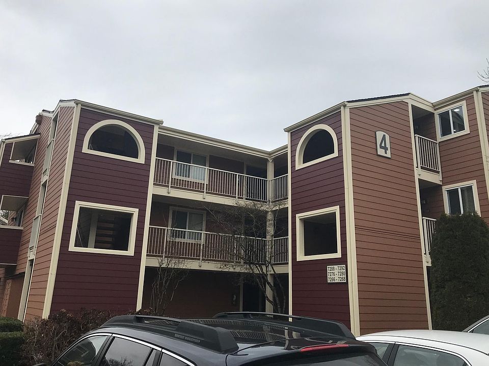 2nd image of 7276 W Lake Sammamish Pkwy NE #4-204