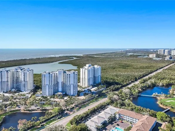 265 Indies Way APT 904, Naples, FL 34110