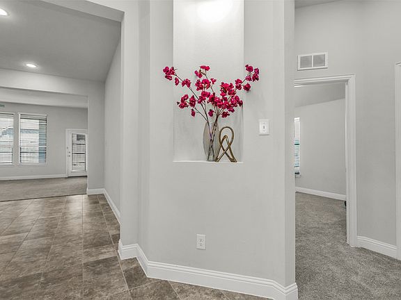 4th image of 1413 River Vale Rd