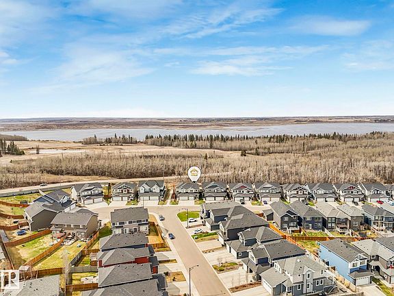 2nd image of 3843 Robins Cres NW