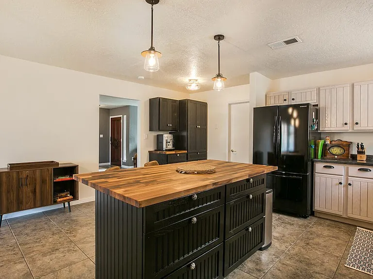 7205 Esther Ave NE — Photo 18