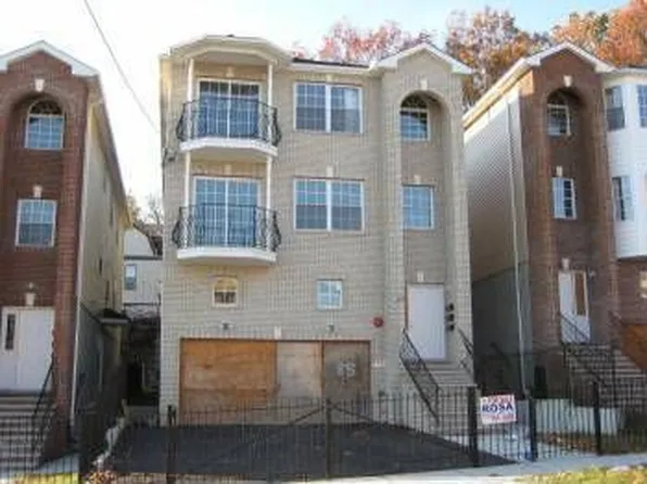 85 Farley Ave, Newark, NJ 07108