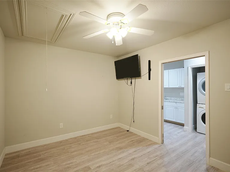 5630 Havenwood Creek Ct — Photo 19