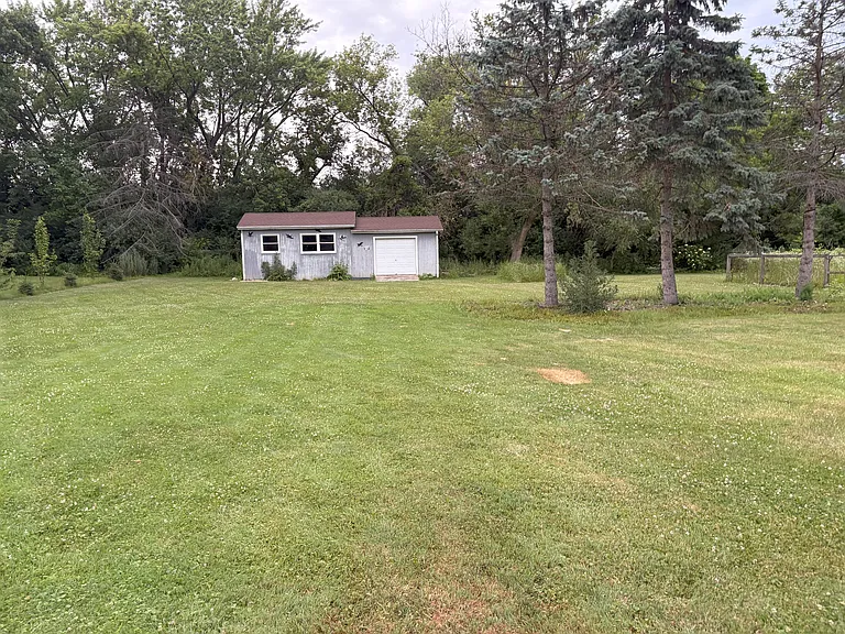 22374 W Sturm St — Photo 16