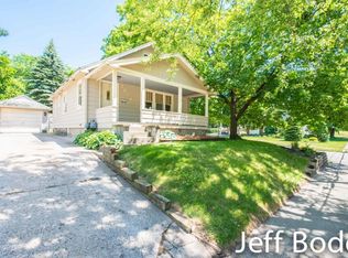 2074 Swensberg Ave NE, Grand Rapids, MI 49505