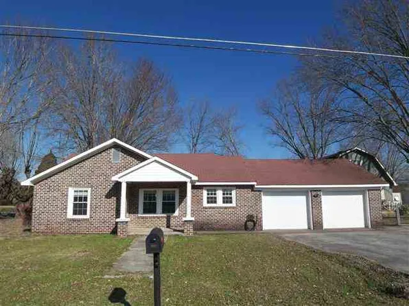 211 Locust St, Englewood, TN 37329