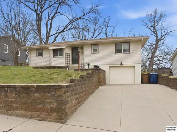406 Robinson Ave, Bellevue, NE 68005