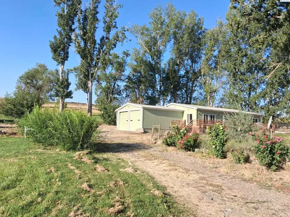 27992 State Route 22, Mabton, WA 98935