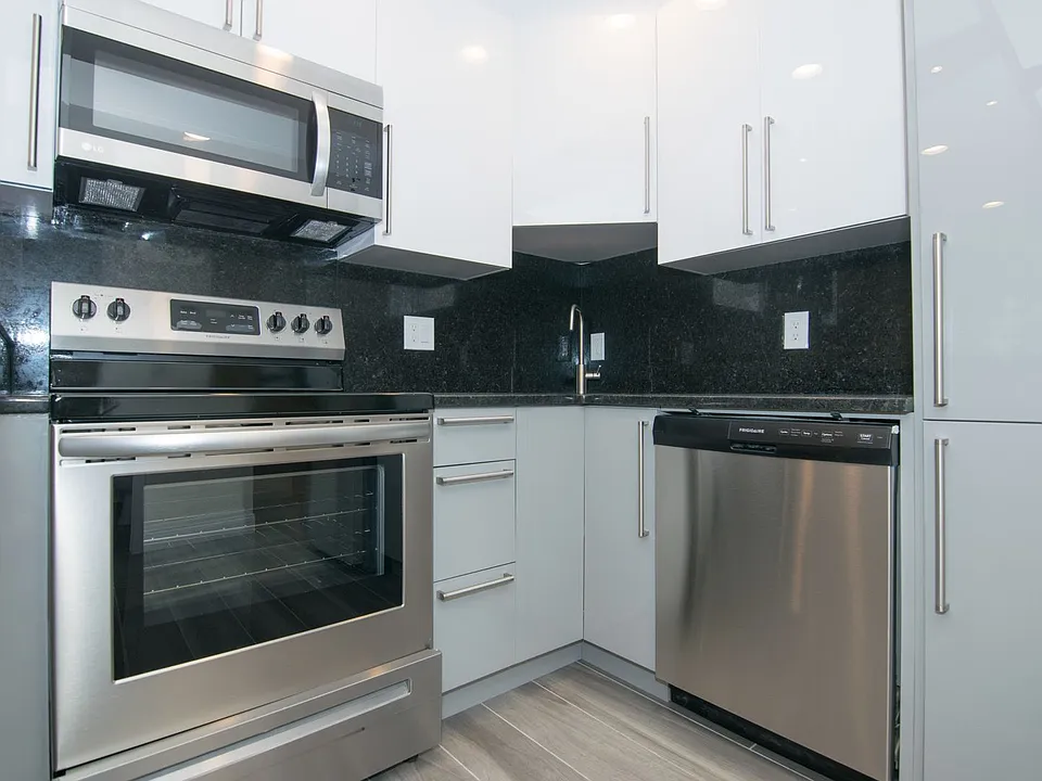 1805 Beacon St #2B