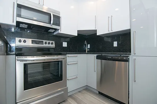 1805 Beacon St #2B Photo 1